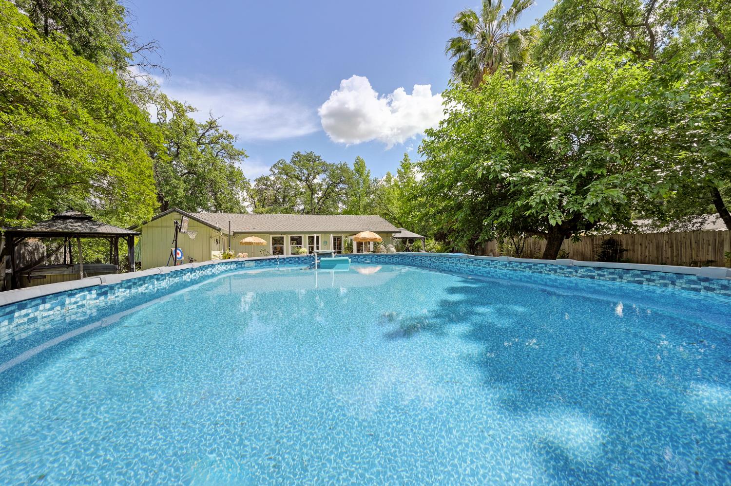 Detail Gallery Image 21 of 21 For 8174 Joe Rodgers Rd, Granite Bay,  CA 95746 - 3 Beds | 2/1 Baths
