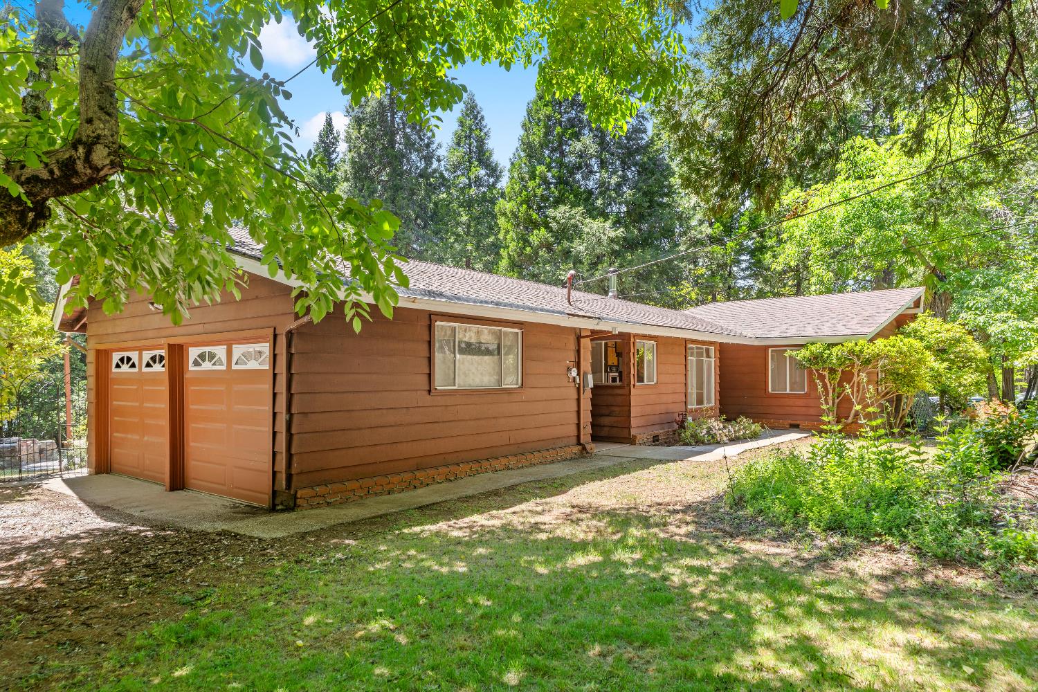 Detail Gallery Image 5 of 61 For 10899 Thomas Dr, Nevada City,  CA 95959 - 4 Beds | 2/1 Baths
