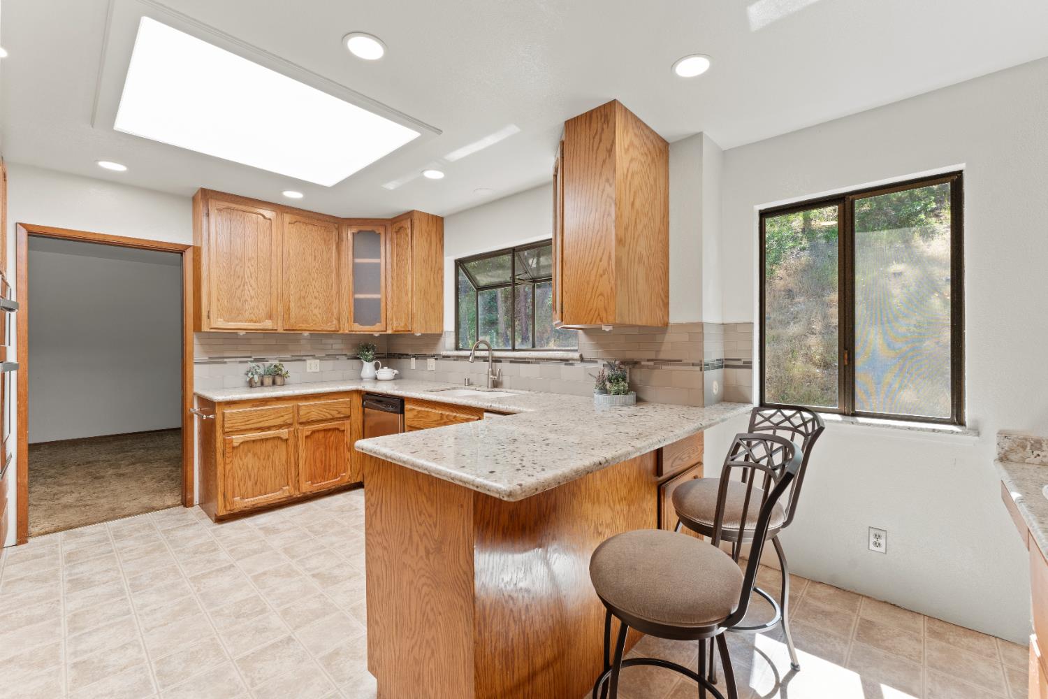 Detail Gallery Image 34 of 71 For 11107 Pekolee Dr, Grass Valley,  CA 95949 - 4 Beds | 3 Baths