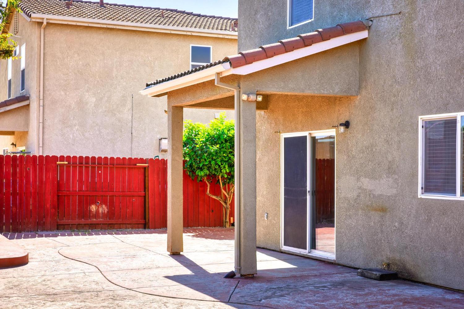 Detail Gallery Image 34 of 36 For 1615 Goldpoppy St, Manteca,  CA 95337 - 4 Beds | 3 Baths