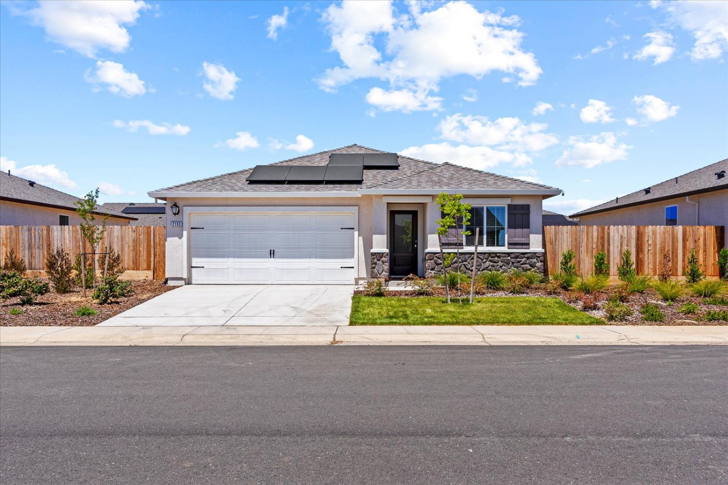 Detail Gallery Image 3 of 35 For 2193 Mickelson Dr, Linda,  CA 95901 - 3 Beds | 2 Baths