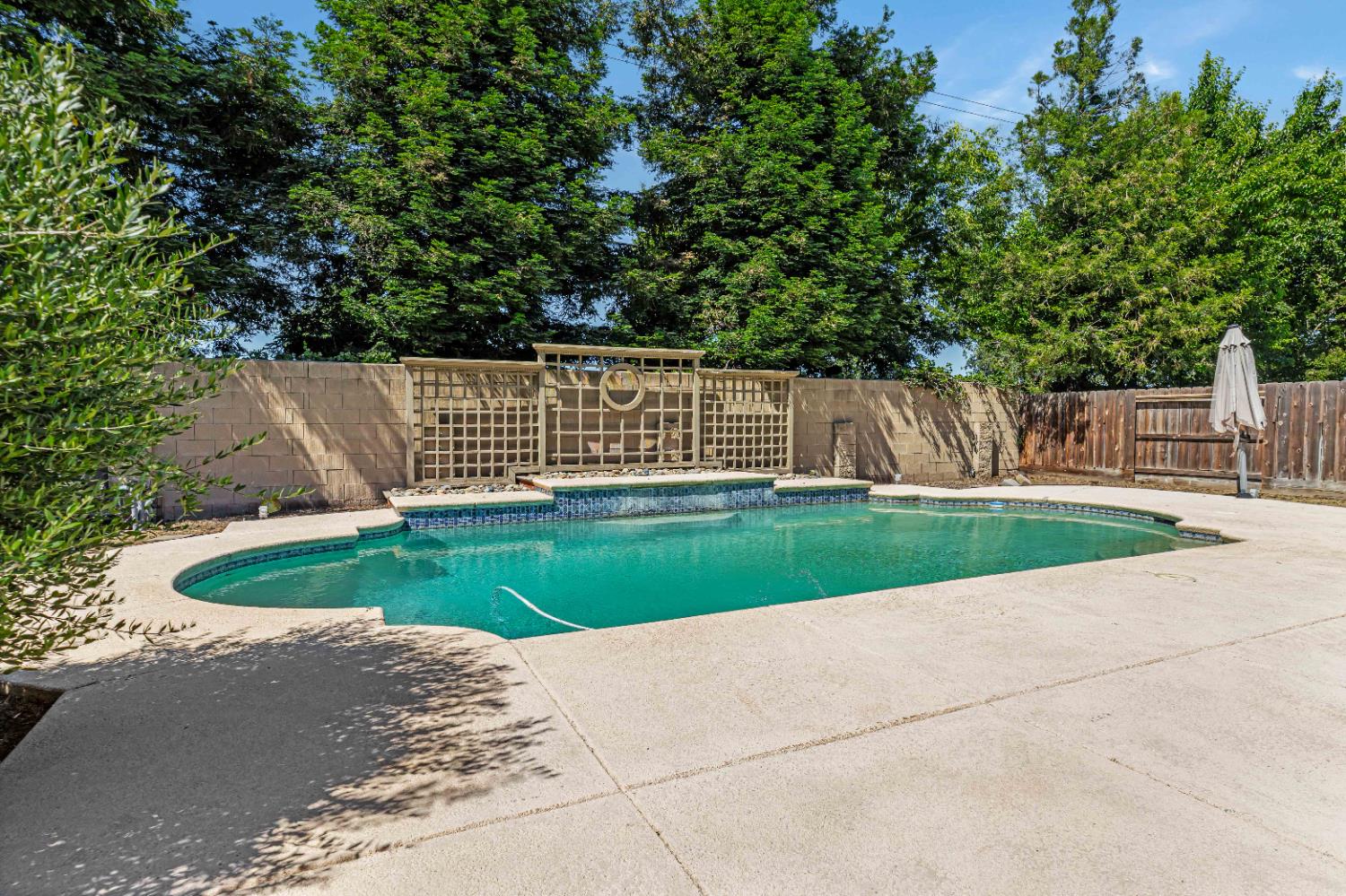 Detail Gallery Image 51 of 64 For 3913 Misty Ln, Modesto,  CA 95355 - 4 Beds | 3 Baths