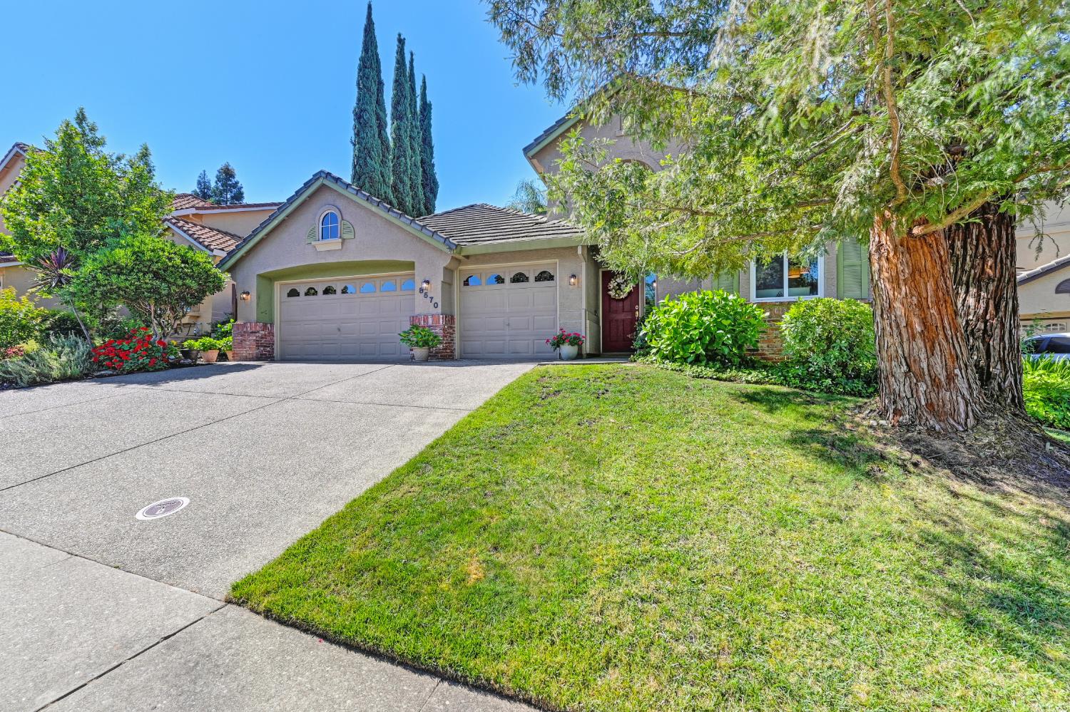 Detail Gallery Image 3 of 40 For 8570 Almond Bluff Ct, Orangevale,  CA 95662 - 3 Beds | 2 Baths