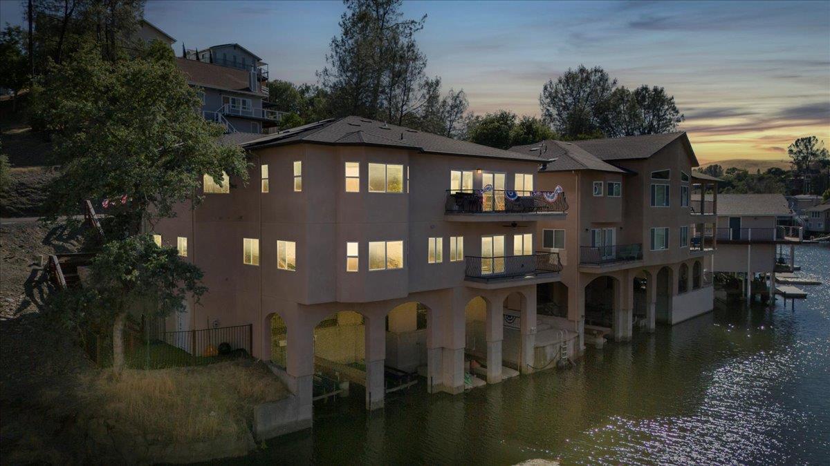 Detail Gallery Image 2 of 99 For 658 Bret Harte Dr #424,  Copperopolis,  CA 95228 - 4 Beds | 4/3 Baths