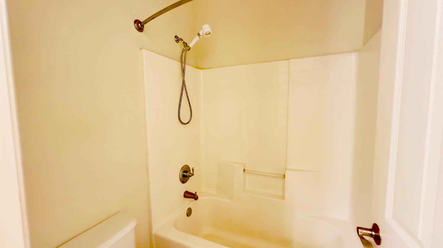 Detail Gallery Image 27 of 33 For 3024 Dovehouse Ct, Modesto,  CA 95355 - 4 Beds | 2 Baths