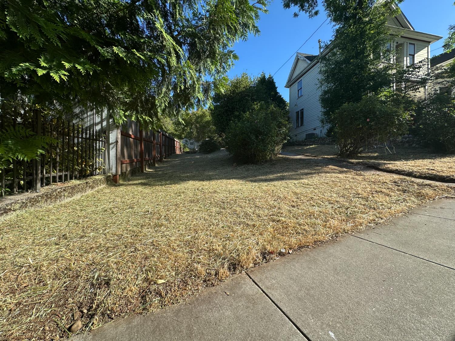 Detail Gallery Image 7 of 32 For 240 E Main St, Grass Valley,  CA 95945 - – Beds | – Baths