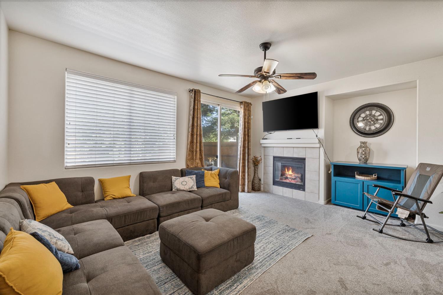 Detail Gallery Image 7 of 25 For 2081 Tangerine Ave, Madera,  CA 93637 - 3 Beds | 2 Baths