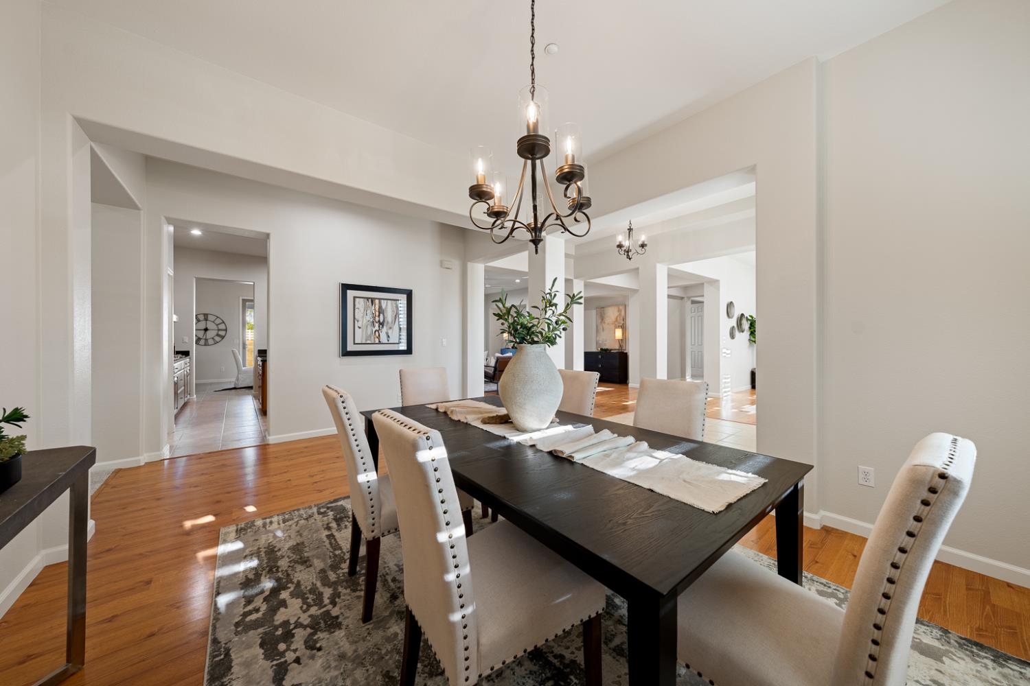 Detail Gallery Image 14 of 90 For 9461 Crossrail Dr, Wilton,  CA 95693 - 5 Beds | 3 Baths
