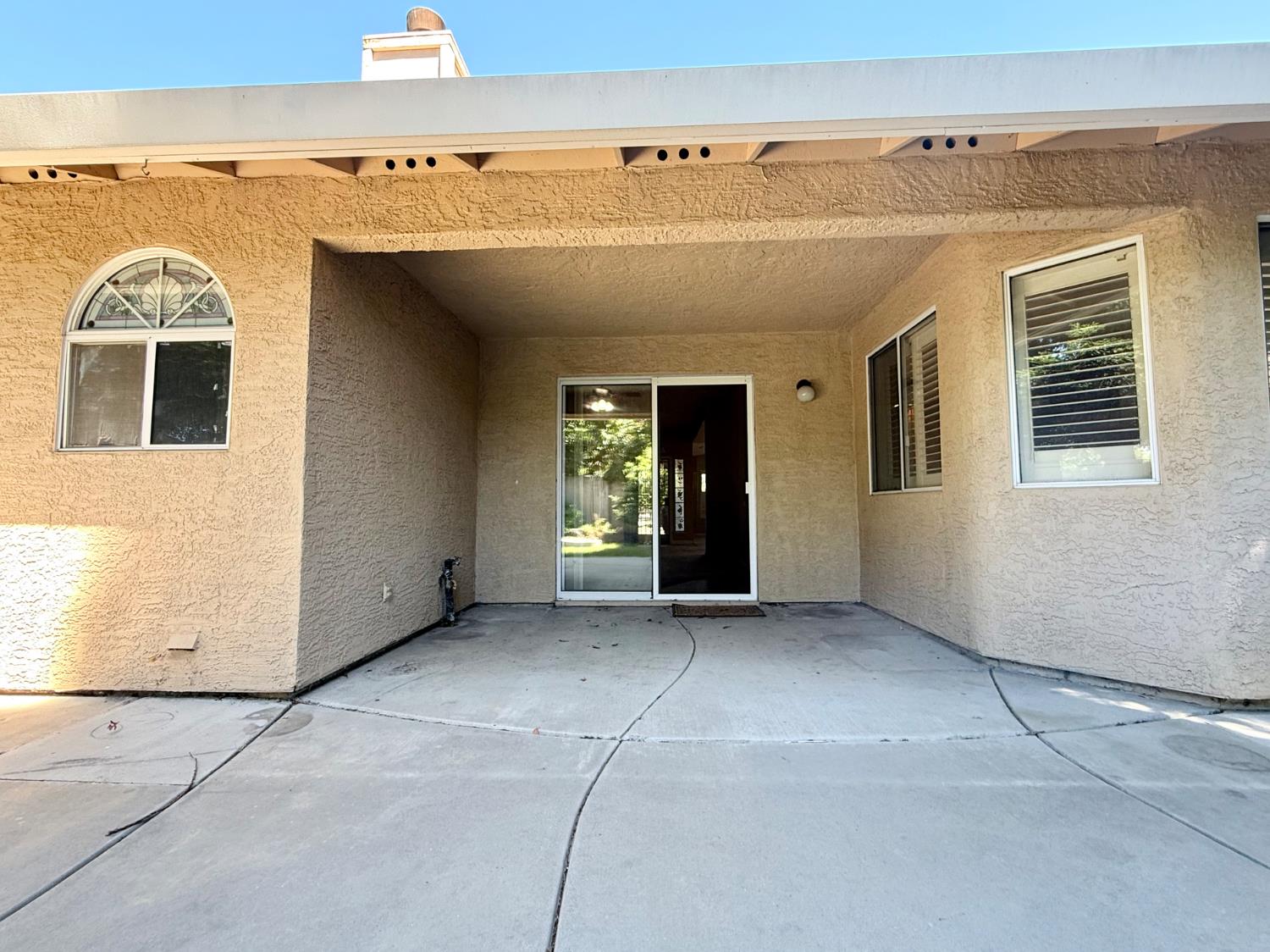 Detail Gallery Image 37 of 46 For 5271 Barbados Cir, Stockton,  CA 95210 - 4 Beds | 2 Baths