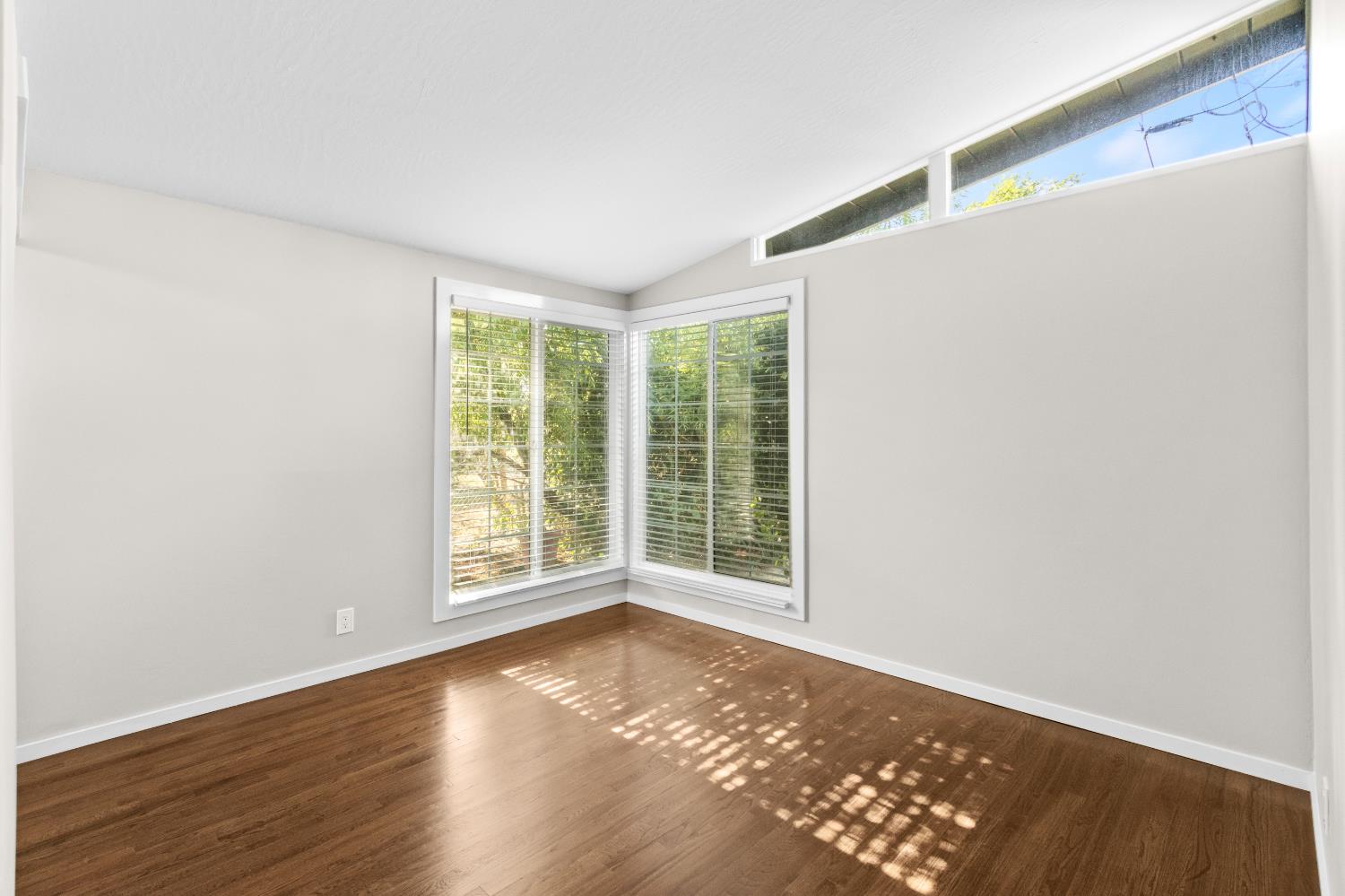 Detail Gallery Image 39 of 65 For 4937 Donovan Dr, Carmichael,  CA 95608 - 3 Beds | 2 Baths