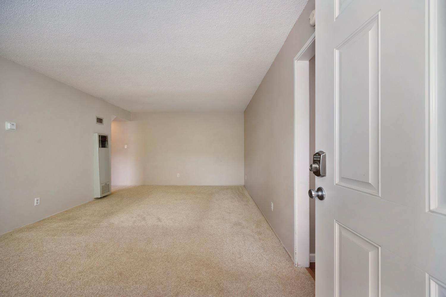 Detail Gallery Image 6 of 66 For 1424 Topaz Way, Sacramento,  CA 95864 - – Beds | – Baths