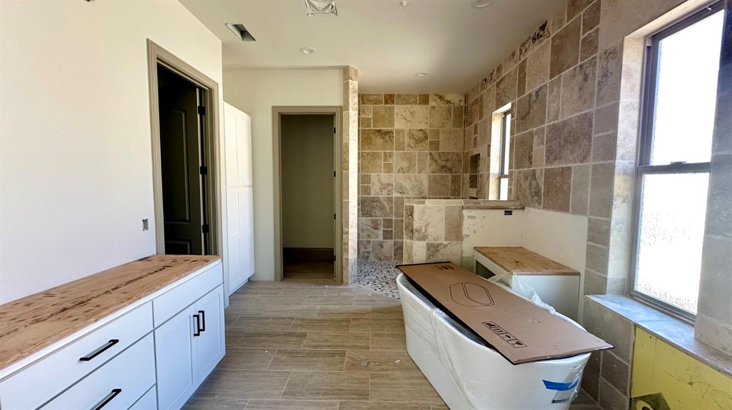 Detail Gallery Image 10 of 37 For 467 Knolls Dr #161,  Copperopolis,  CA 95228 - 4 Beds | 3/1 Baths