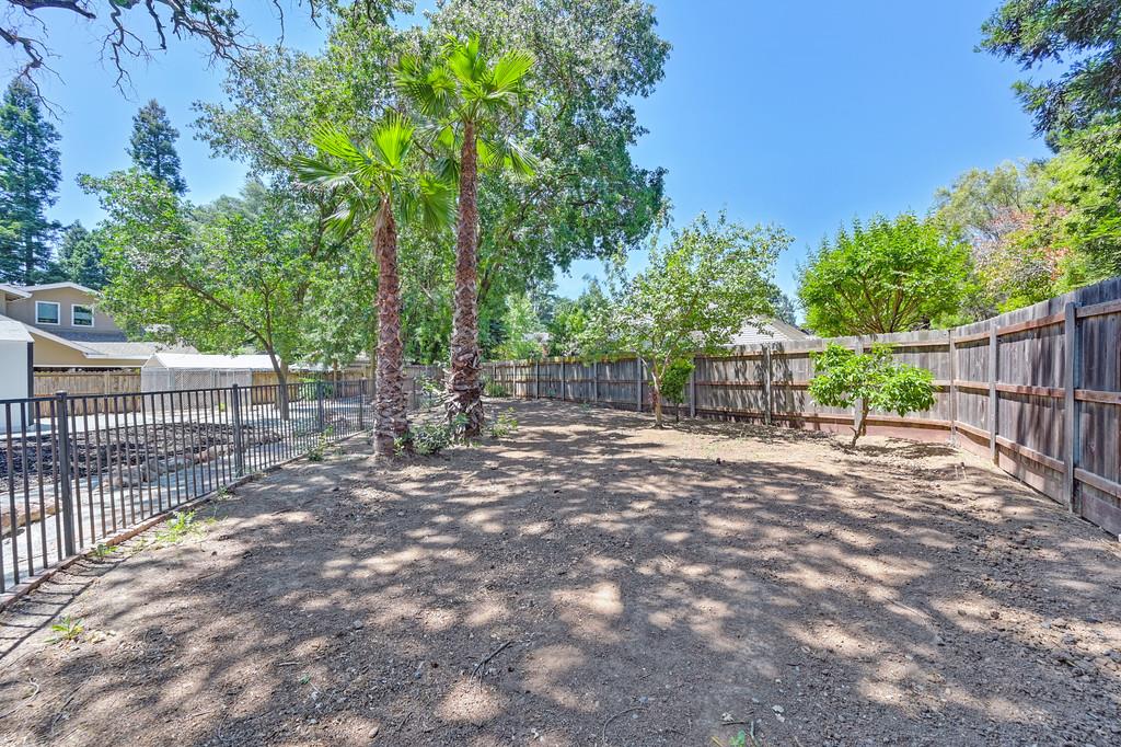 Detail Gallery Image 58 of 62 For 5069 Oak Mello Ct, Elk Grove,  CA 95758 - 4 Beds | 3 Baths