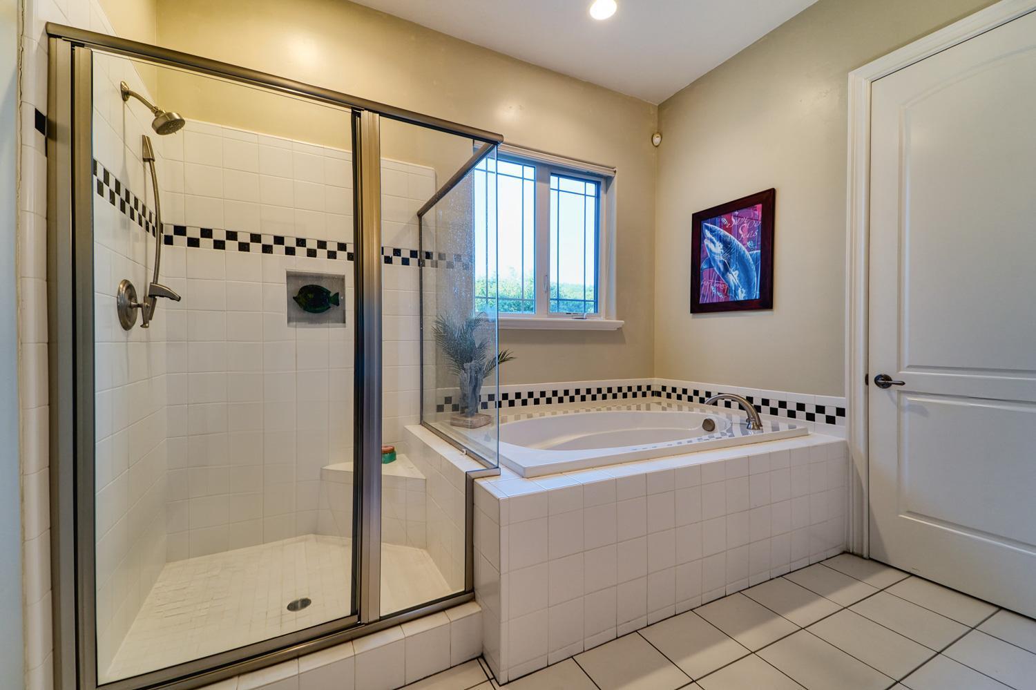 Detail Gallery Image 60 of 75 For 215 Oak Brook Ct, Auburn,  CA 95602 - 3 Beds | 2/1 Baths