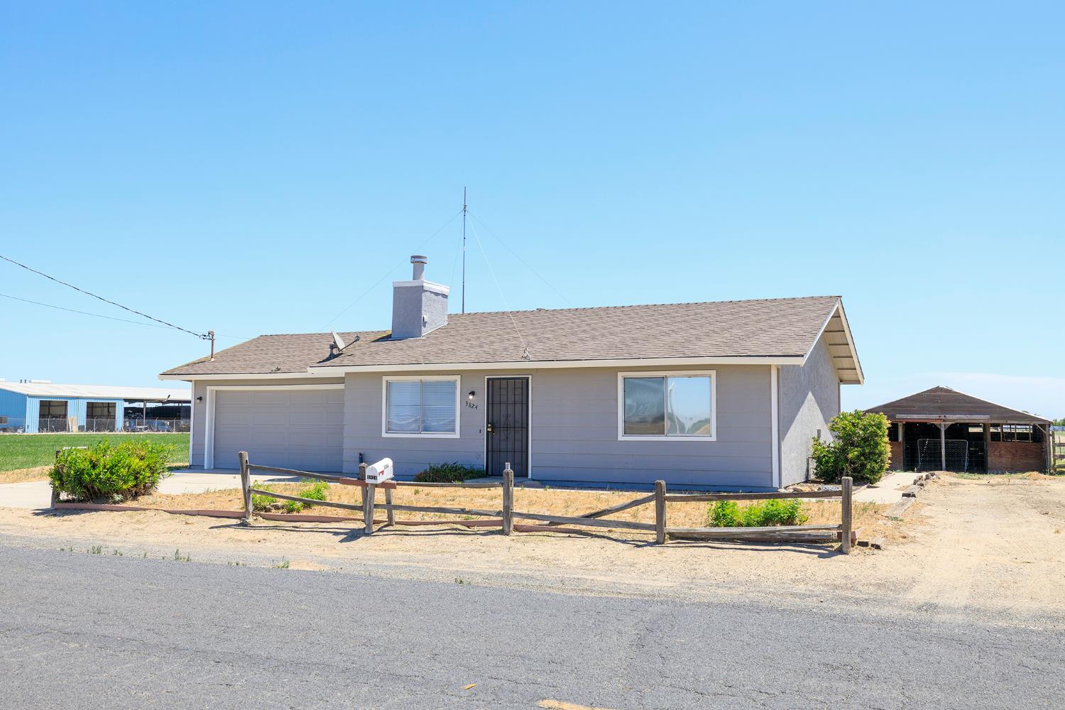 Detail Gallery Image 2 of 41 For 3824 S Commons Rd, Turlock,  CA 95380 - 2 Beds | 1 Baths