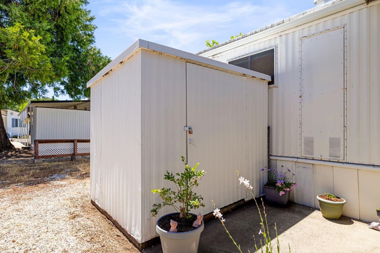Detail Gallery Image 20 of 27 For 2540 Grass Valley Hwy 105, Auburn,  CA 95603 - 2 Beds | 1 Baths