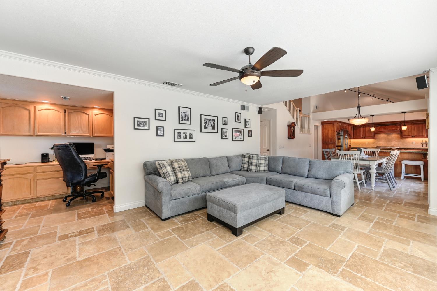 Detail Gallery Image 18 of 43 For 5313 Thunder Ridge Cir, Rocklin,  CA 95765 - 4 Beds | 3 Baths