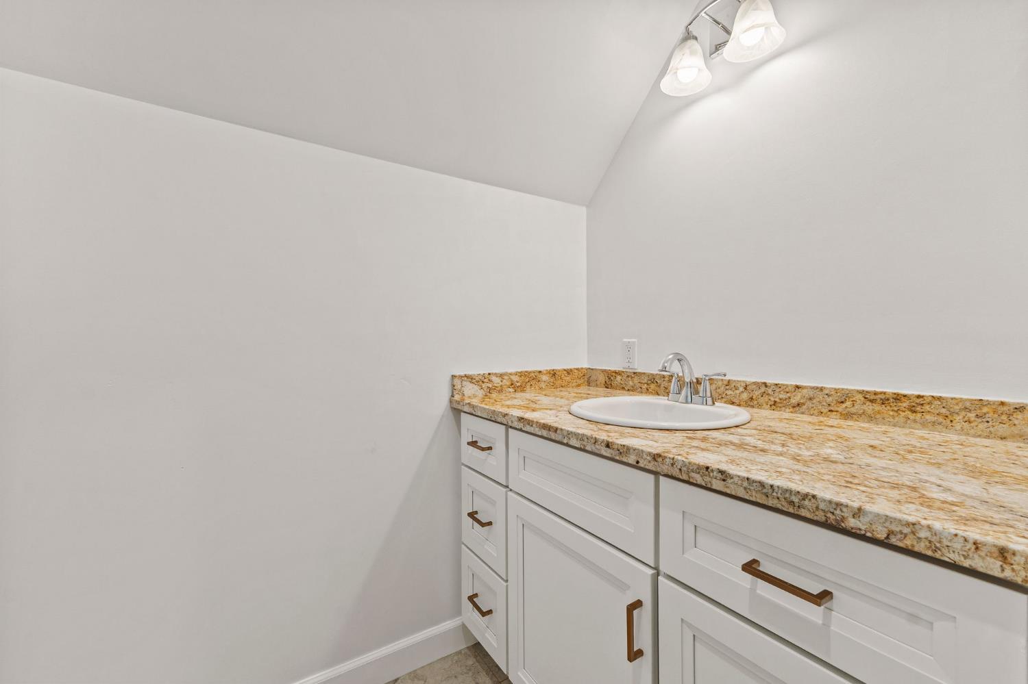 Detail Gallery Image 30 of 59 For 13792 Rockway Pl, Nevada City,  CA 95959 - 3 Beds | 3/1 Baths