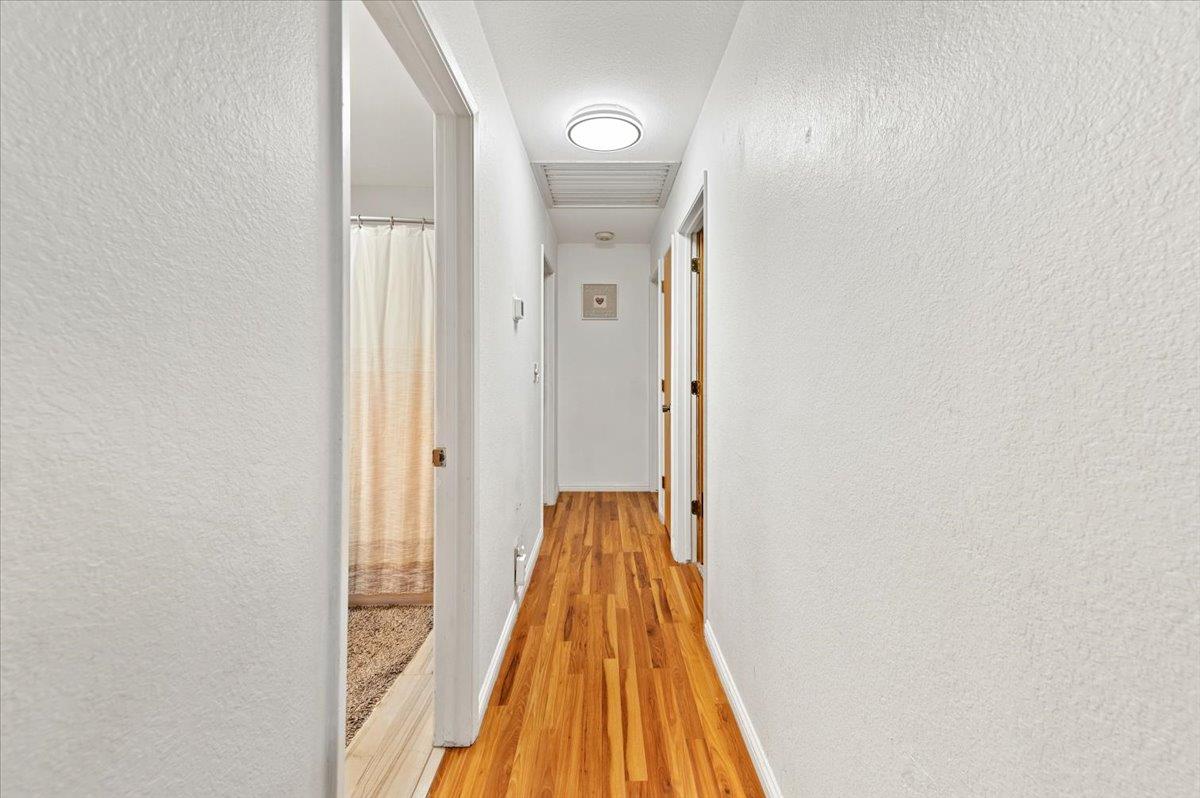 Detail Gallery Image 16 of 37 For 17713 Lake Forest Dr, Penn Valley,  CA 95946 - 3 Beds | 2 Baths
