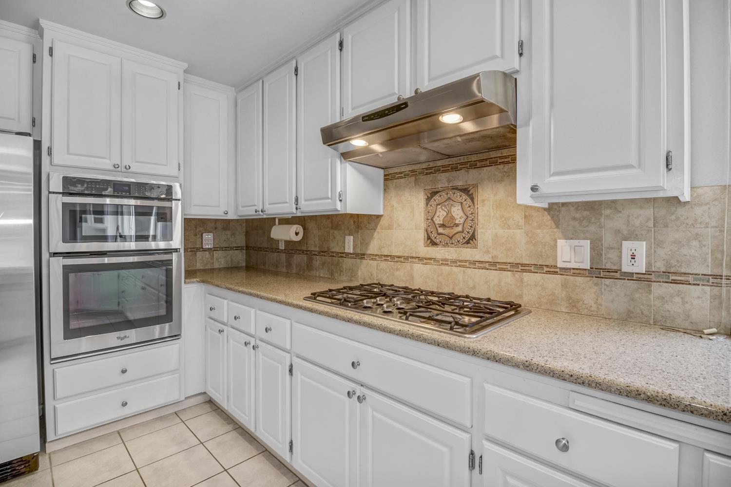 Detail Gallery Image 23 of 67 For 4091 Luxor Ln, Granite Bay,  CA 95746 - 6 Beds | 3 Baths