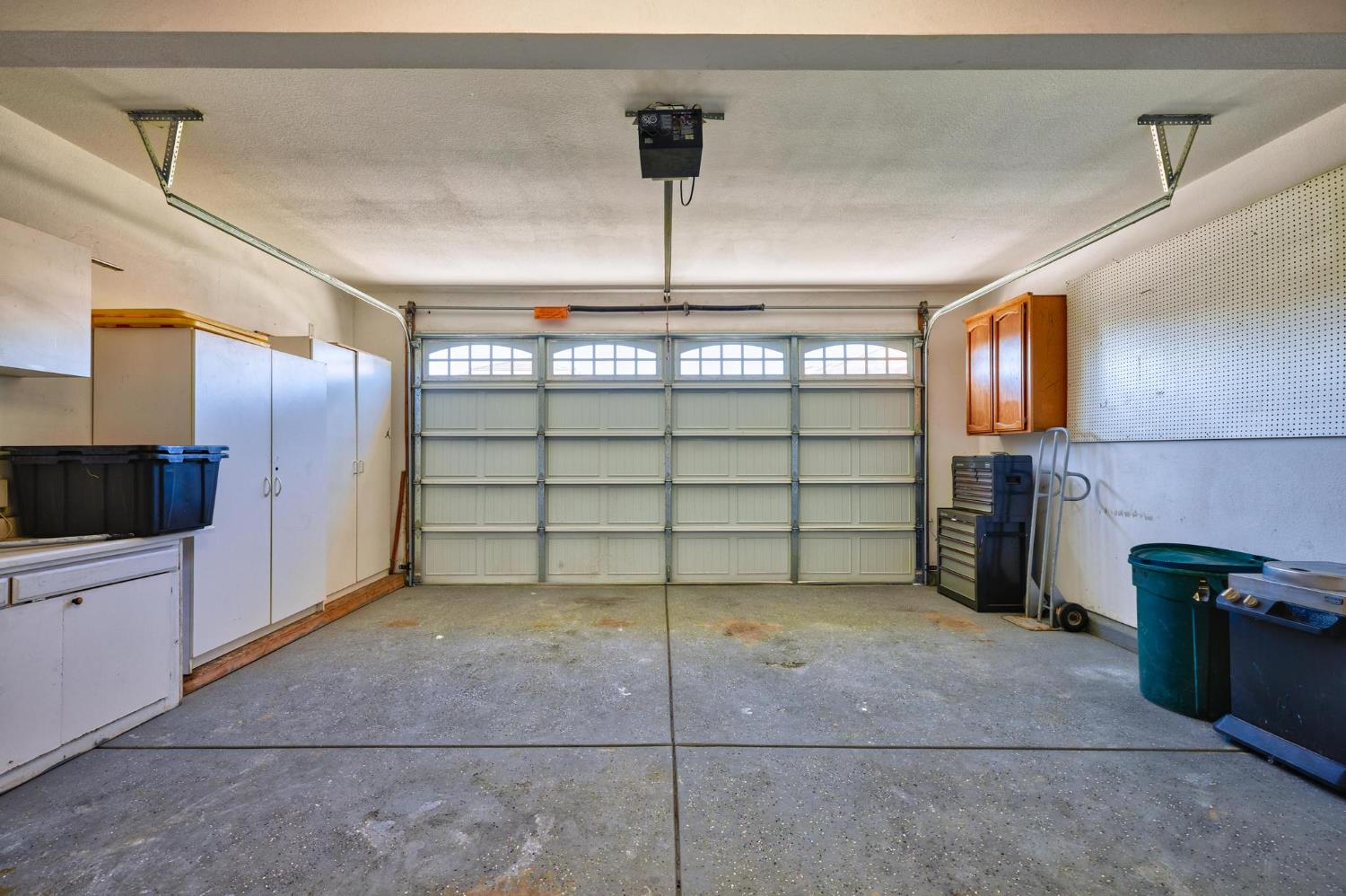 Detail Gallery Image 29 of 36 For 1615 Goldpoppy St, Manteca,  CA 95337 - 4 Beds | 3 Baths