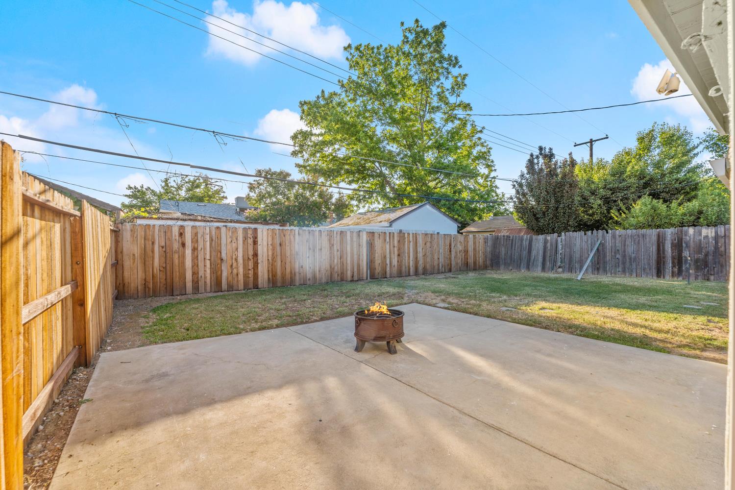 Detail Gallery Image 32 of 42 For 5500 73rd St, Sacramento,  CA 95820 - 3 Beds | 1 Baths