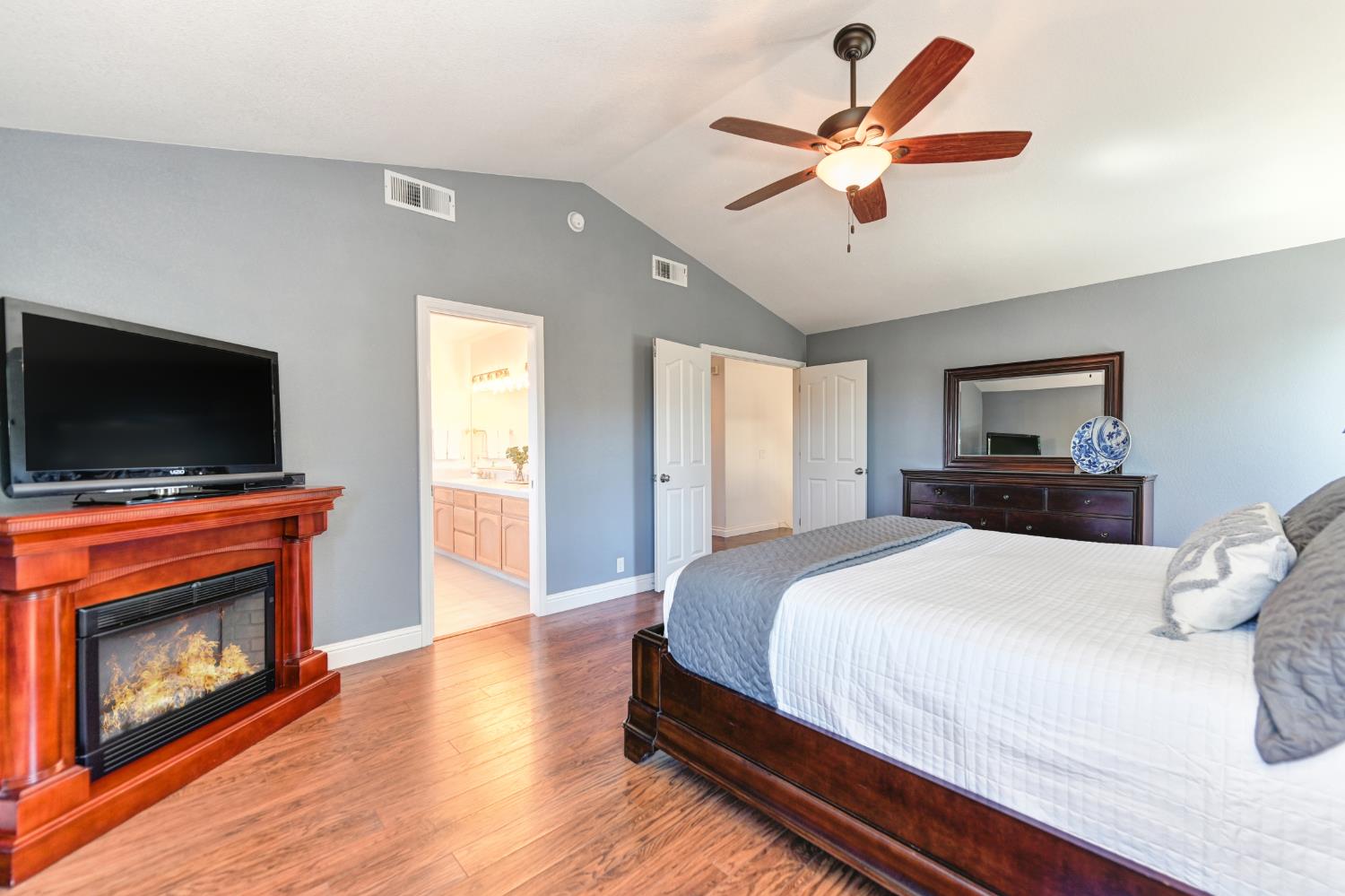 Detail Gallery Image 28 of 43 For 5313 Thunder Ridge Cir, Rocklin,  CA 95765 - 4 Beds | 3 Baths