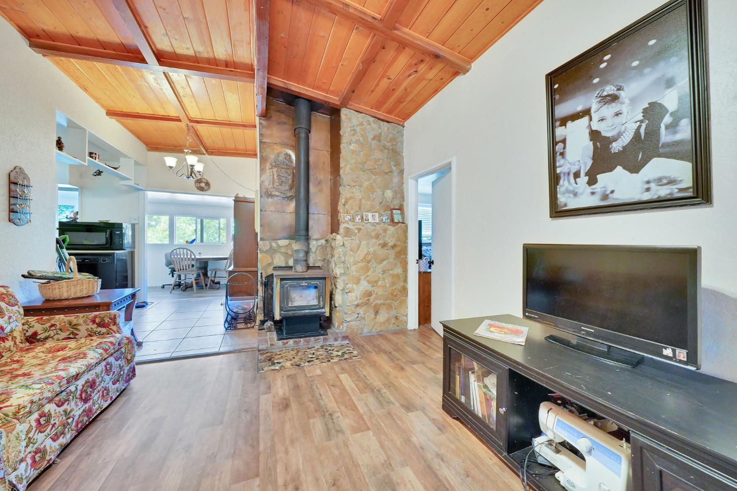 Detail Gallery Image 30 of 31 For 215 Amador Trl, Sutter Creek,  CA 95685 - 3 Beds | 2 Baths