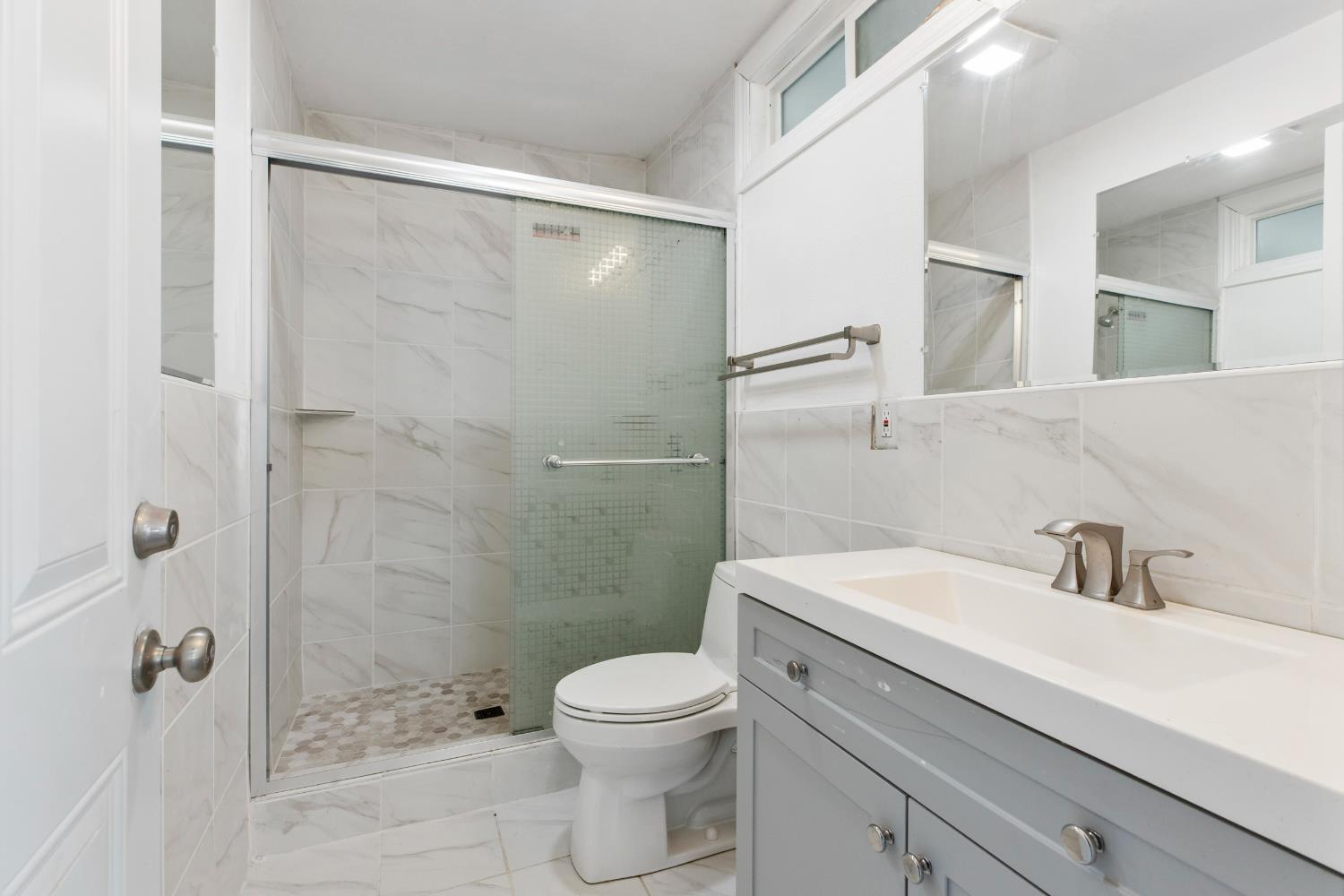 Detail Gallery Image 17 of 48 For Address Is Not Disclosed, Modesto,  CA 95351 - 3 Beds | 4 Baths