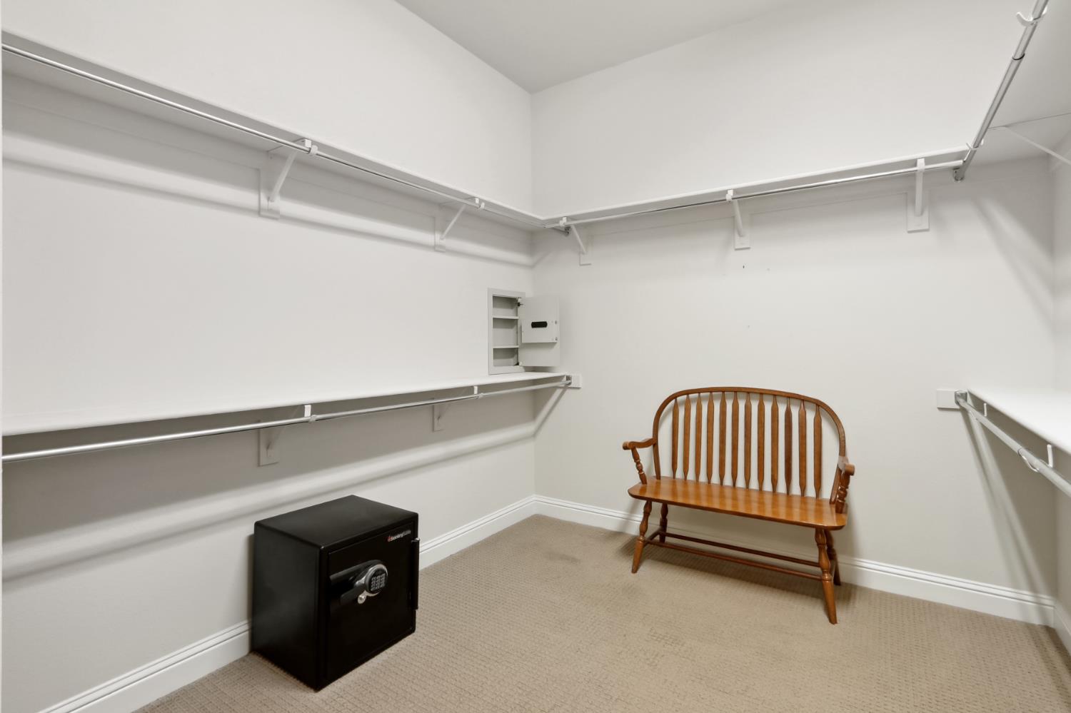 Detail Gallery Image 22 of 43 For 2398 Langtree Dr, Roseville,  CA 95747 - 2 Beds | 2 Baths
