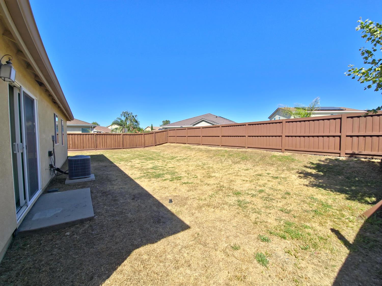 Detail Gallery Image 16 of 18 For 1572 Minories Dr, Olivehurst,  CA 95961 - 3 Beds | 2 Baths