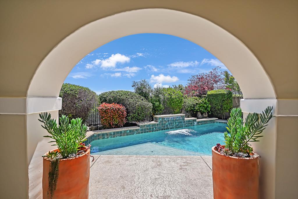 Detail Gallery Image 23 of 36 For 5020 Tesoro Way, El Dorado Hills,  CA 95762 - 5 Beds | 3/1 Baths