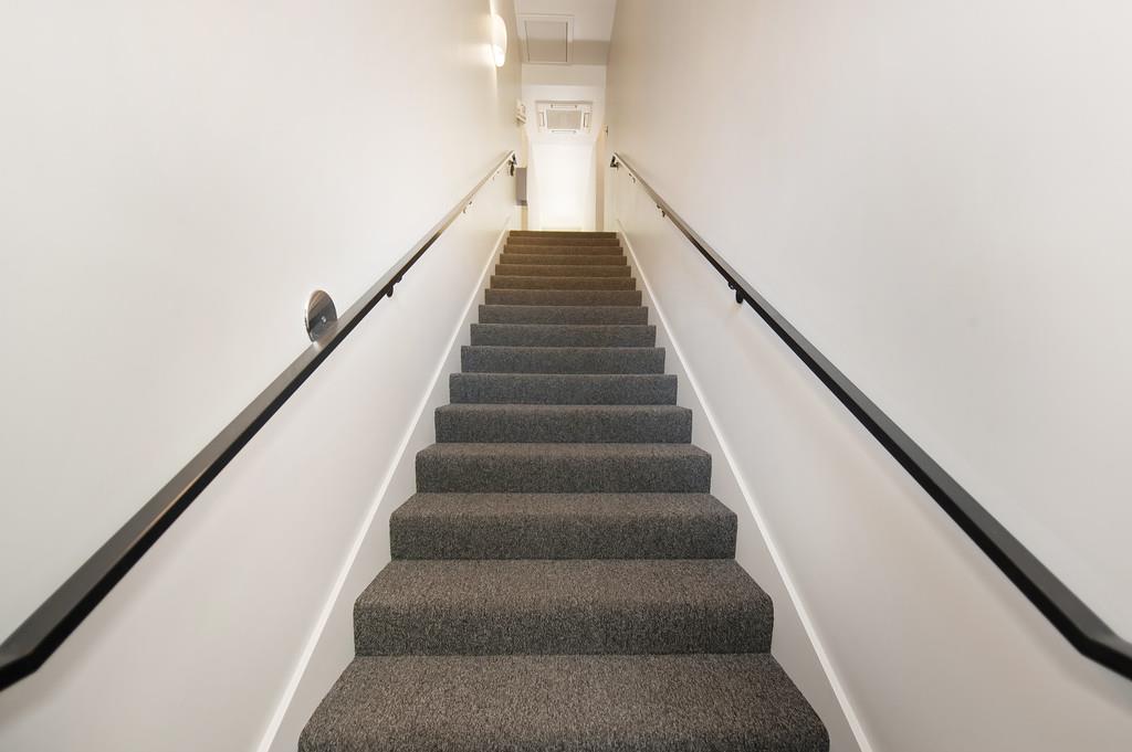 Detail Gallery Image 6 of 33 For 2117 S St #204,  Sacramento,  CA 95816 - 2 Beds | 2 Baths