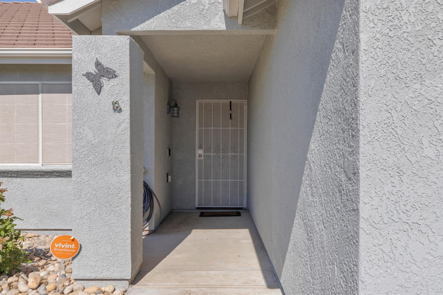 Detail Gallery Image 2 of 34 For 735 Woodbury Ct, Los Banos,  CA 93635 - 4 Beds | 2 Baths