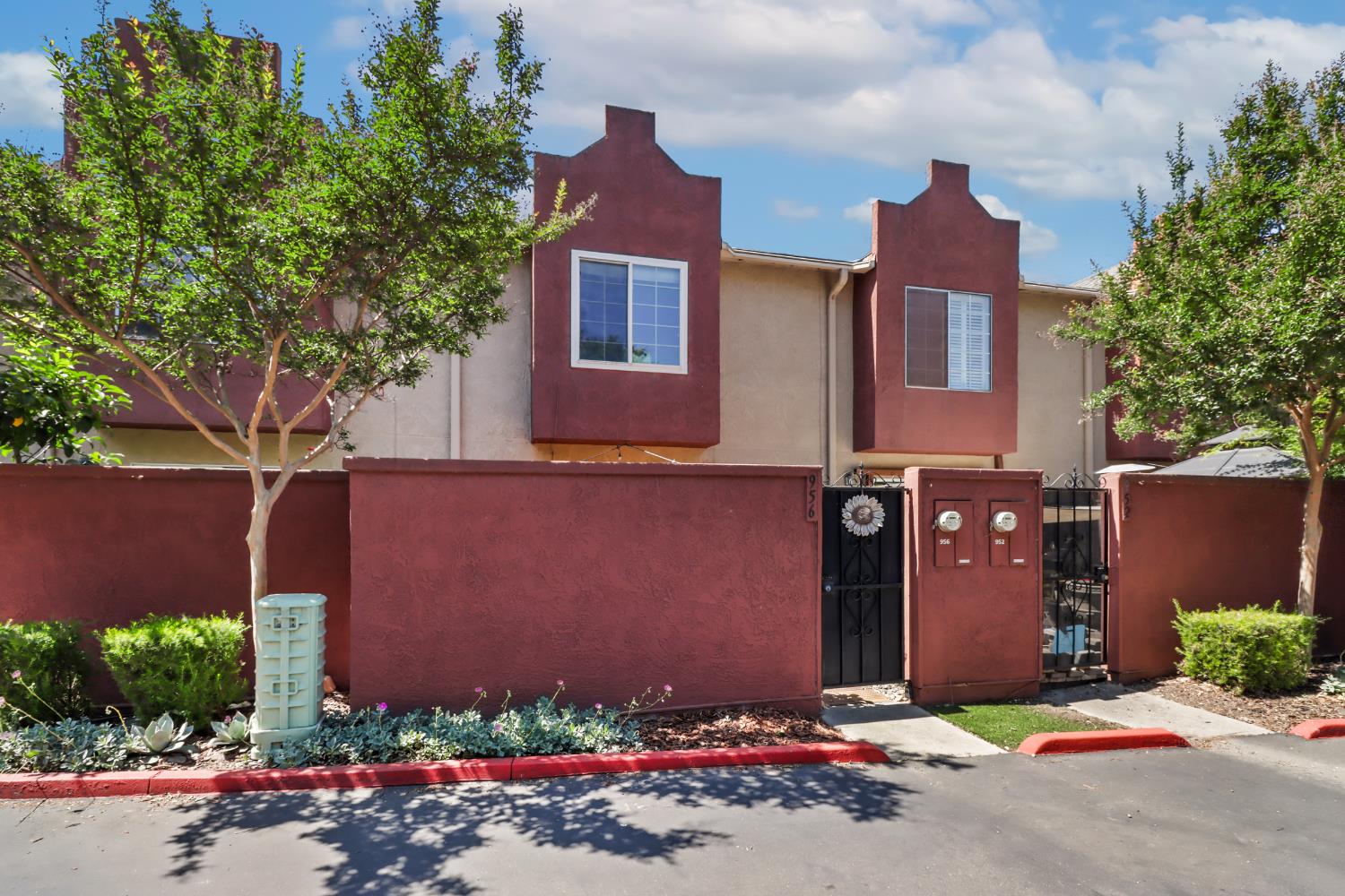 Photo #37: 225064754 Listing: Photo #37