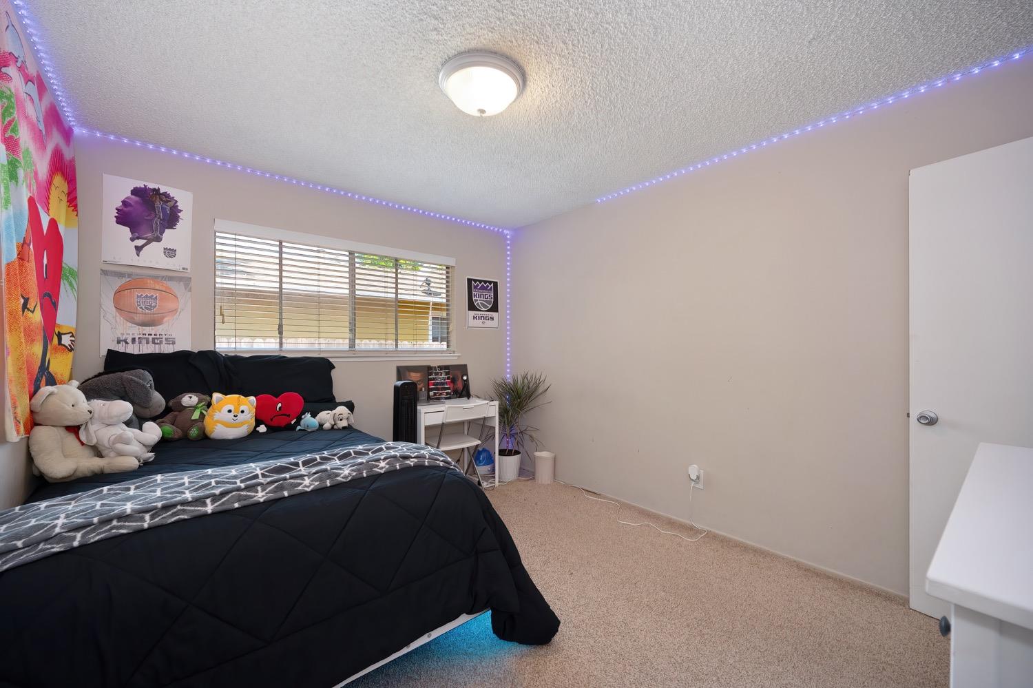 Detail Gallery Image 58 of 66 For 1424 Topaz Way, Sacramento,  CA 95864 - – Beds | – Baths