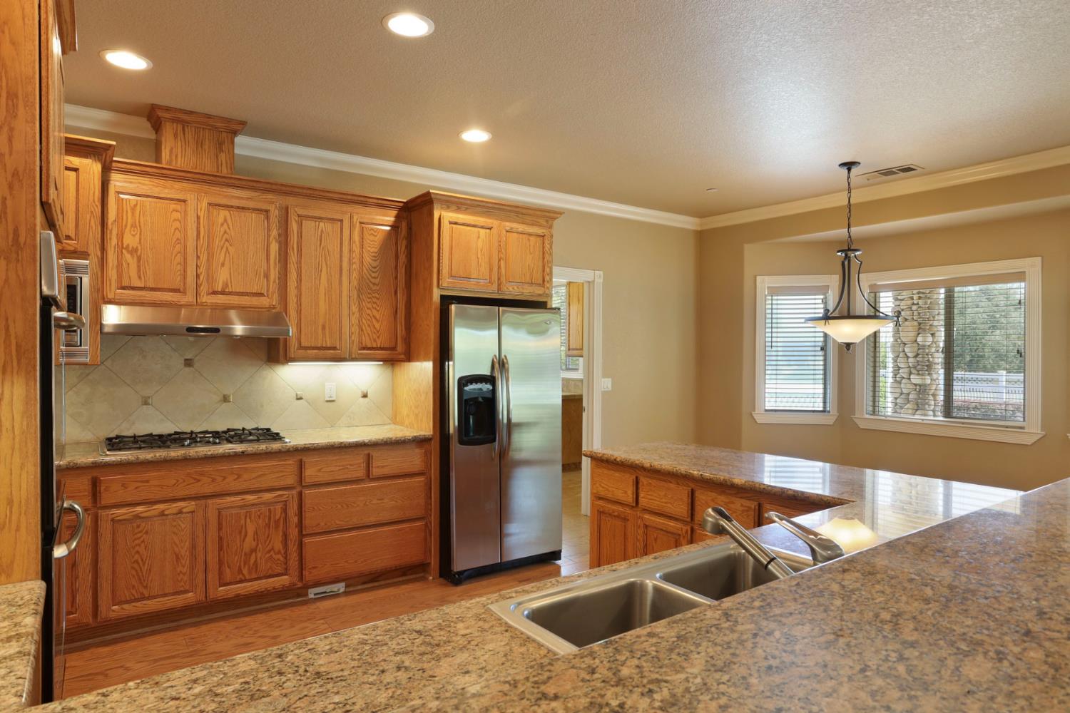 Detail Gallery Image 19 of 74 For 13703 Christensen Rd, Galt,  CA 95632 - 4 Beds | 2/1 Baths