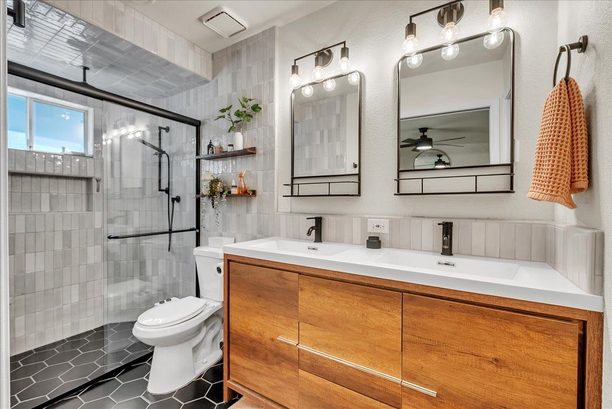 Detail Gallery Image 19 of 36 For 820 Estey Way, Placerville,  CA 95667 - 3 Beds | 2 Baths