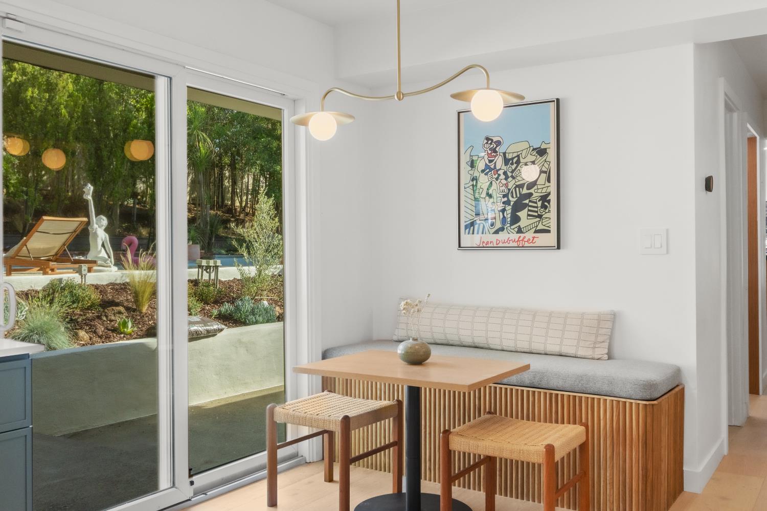 Detail Gallery Image 13 of 65 For 8514 Bordeaux Way, Fair Oaks,  CA 95628 - 4 Beds | 2/1 Baths