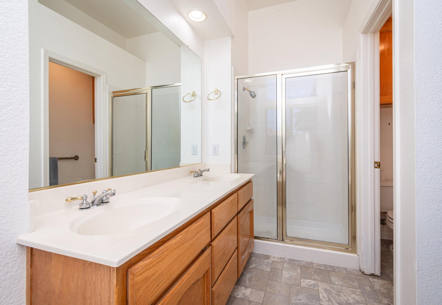 Detail Gallery Image 35 of 48 For 9051 Allenford Pl, Elk Grove,  CA 95624 - 3 Beds | 2 Baths