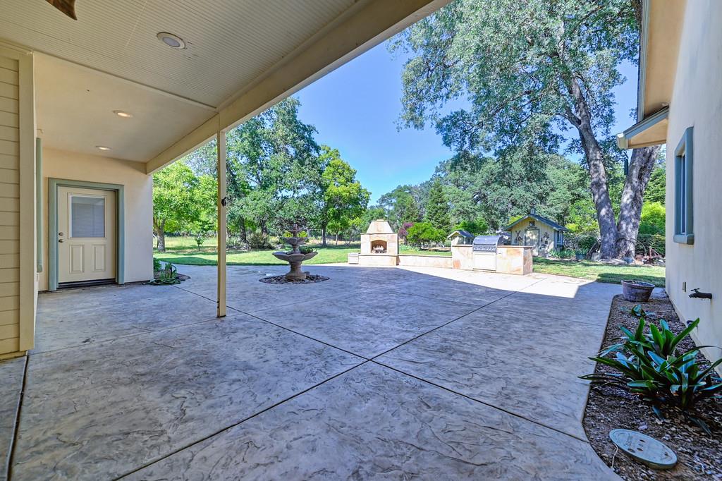 Detail Gallery Image 29 of 35 For 3443 Barker Rd, Loomis,  CA 95650 - 3 Beds | 2/1 Baths