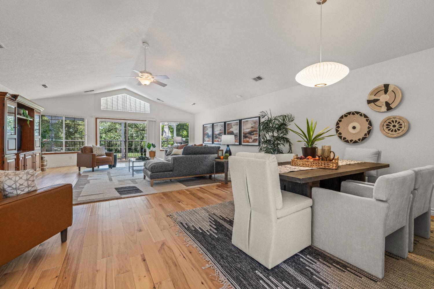 Detail Gallery Image 2 of 81 For 12431 Torrey Pines Dr, Auburn,  CA 95602 - 4 Beds | 3 Baths