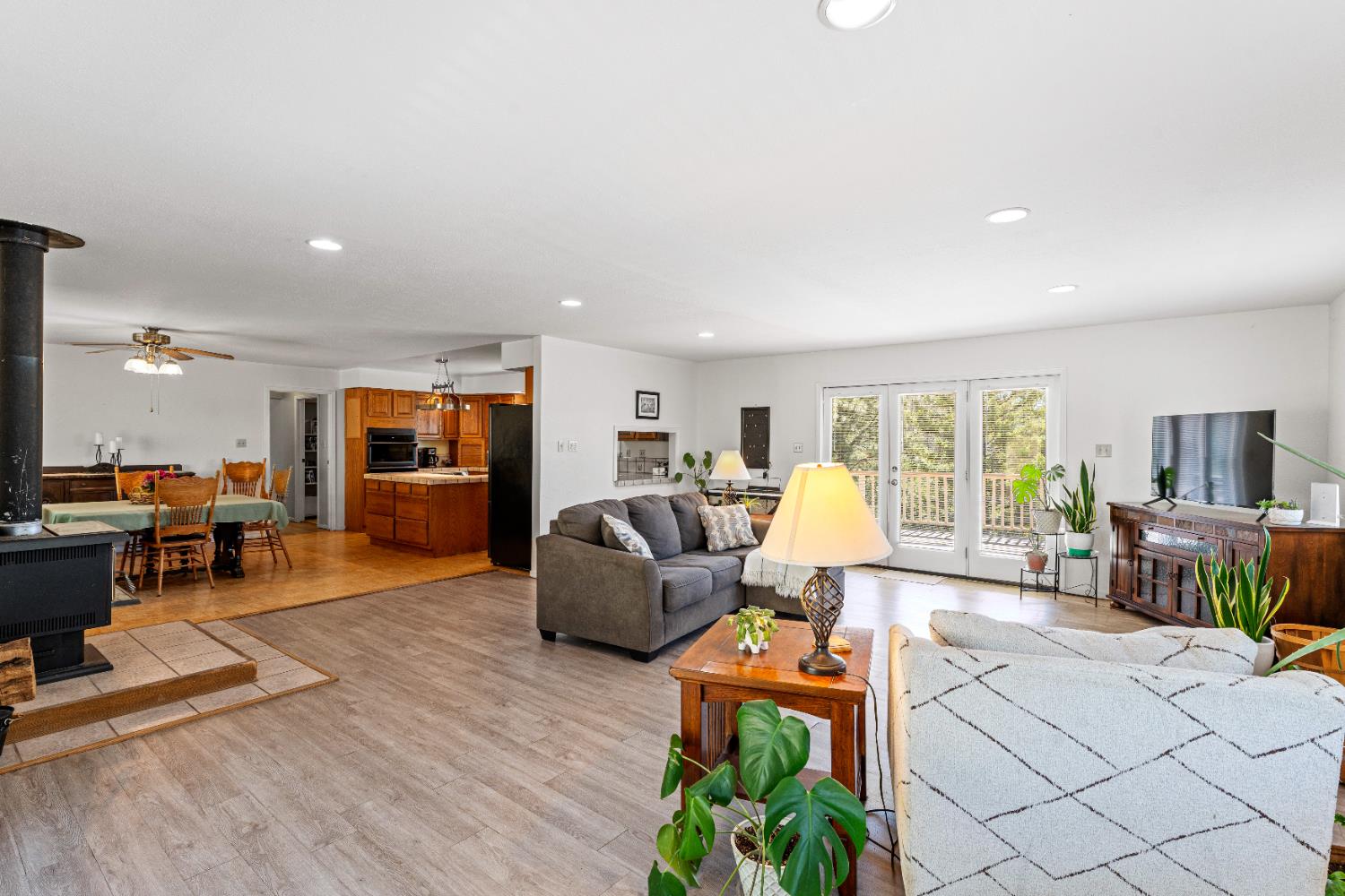 Detail Gallery Image 12 of 51 For 14056 Frenchtown Rd, Oregon House,  CA 95962 - 3 Beds | 2 Baths