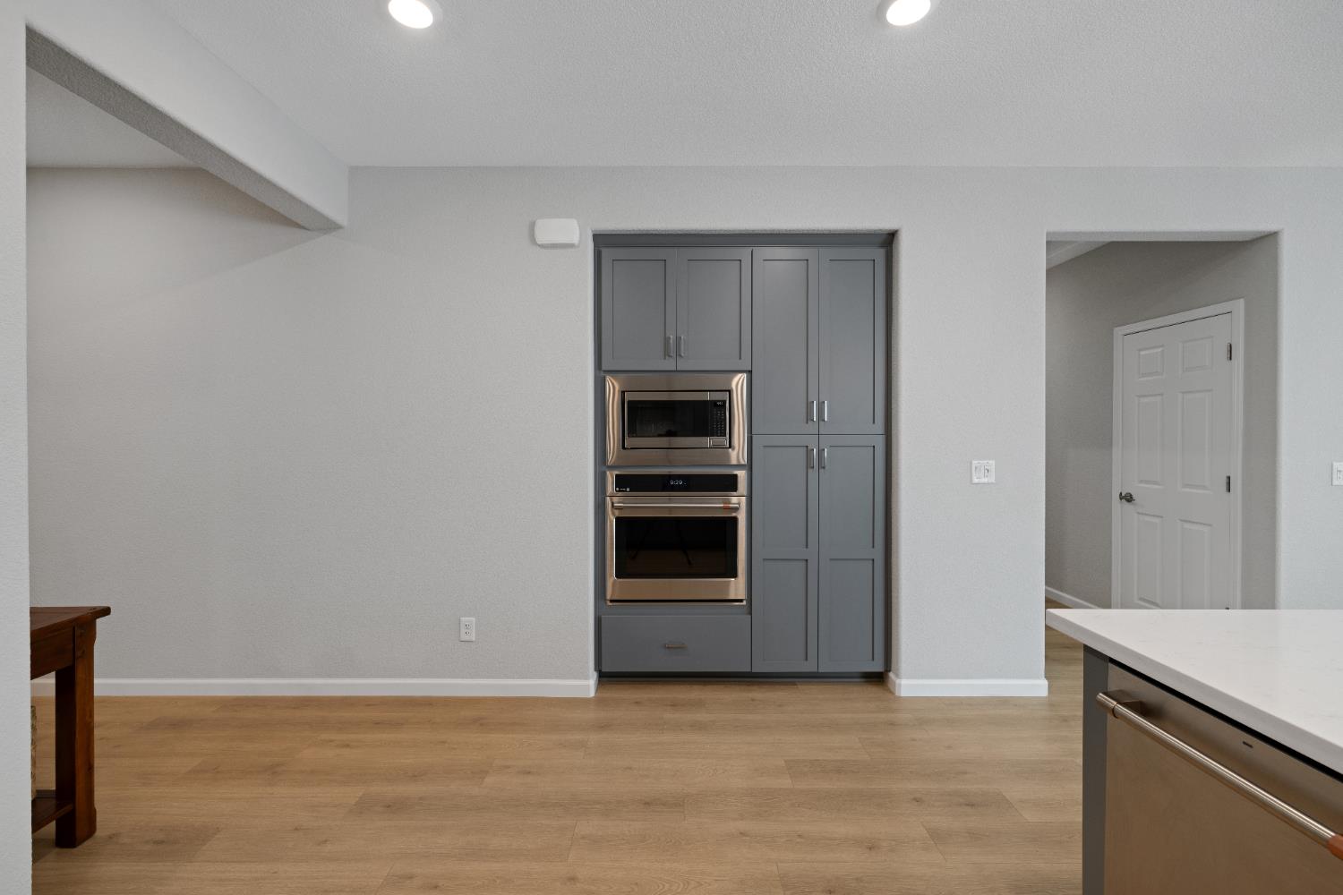 Detail Gallery Image 6 of 41 For 1687 Carson River Loop, Lincoln,  CA 95648 - 2 Beds | 2 Baths