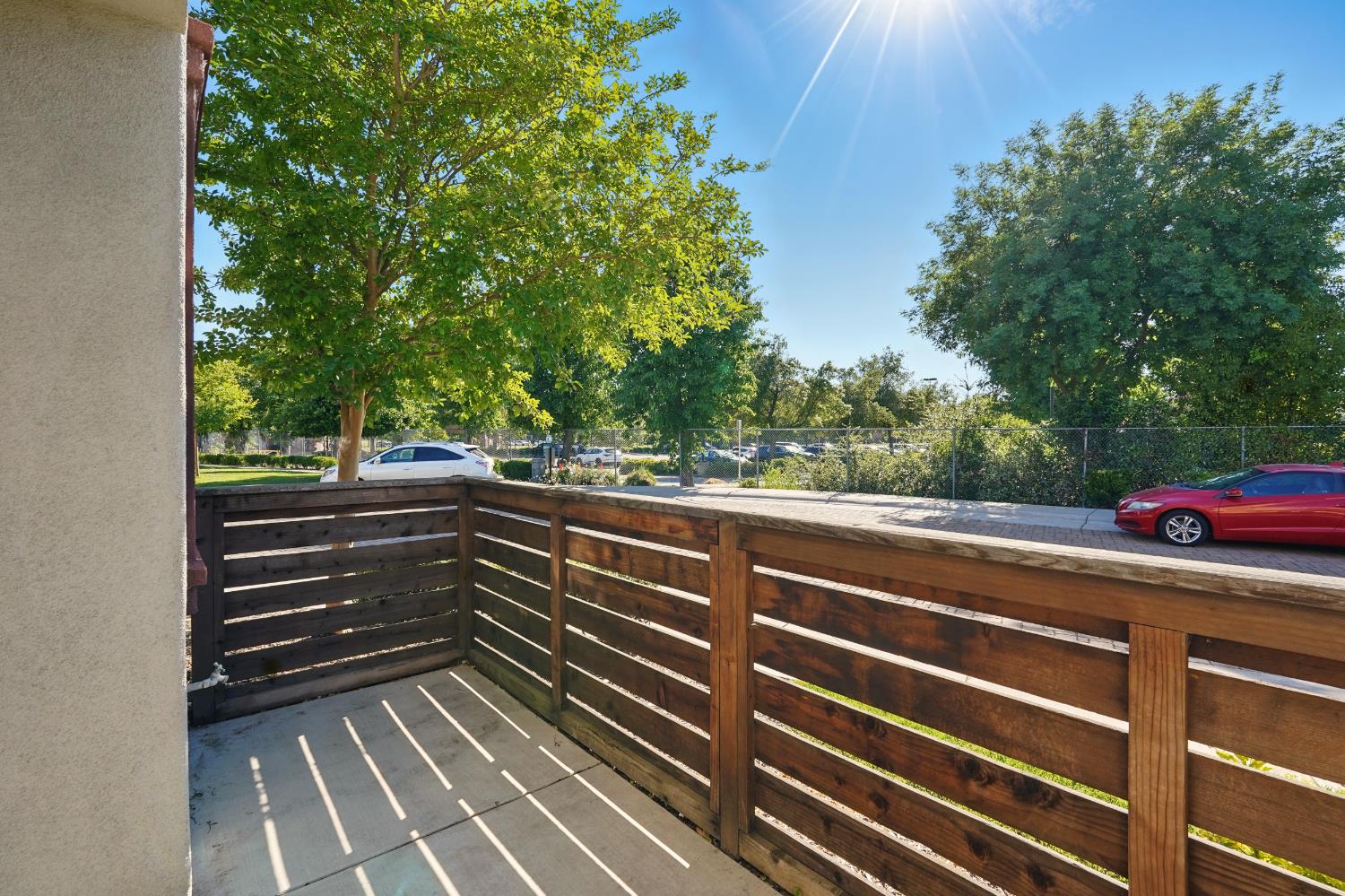 Detail Gallery Image 4 of 25 For 2601 Cleat Ln, Sacramento,  CA 95818 - 2 Beds | 2/1 Baths