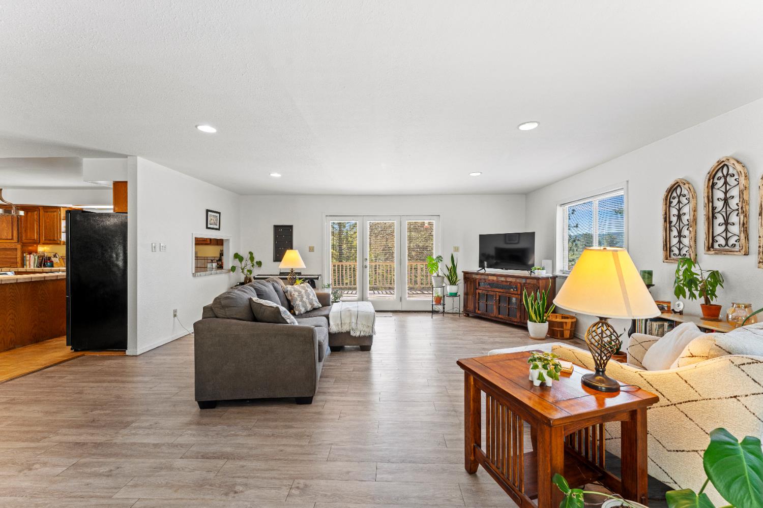Detail Gallery Image 10 of 51 For 14056 Frenchtown Rd, Oregon House,  CA 95962 - 3 Beds | 2 Baths