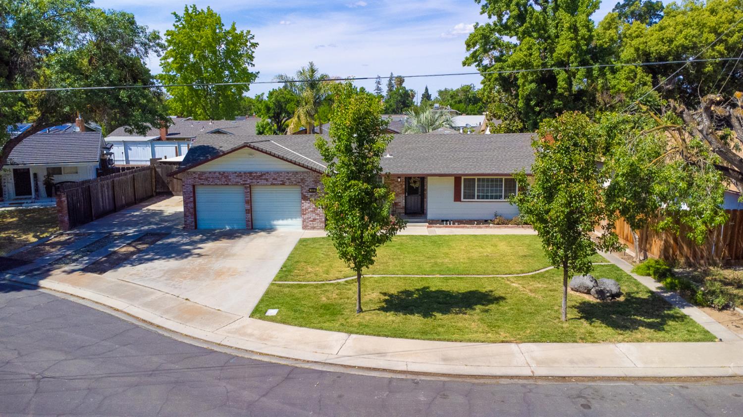 Detail Gallery Image 5 of 41 For 1425 Rosemead Ct, Modesto,  CA 95350 - 3 Beds | 2 Baths