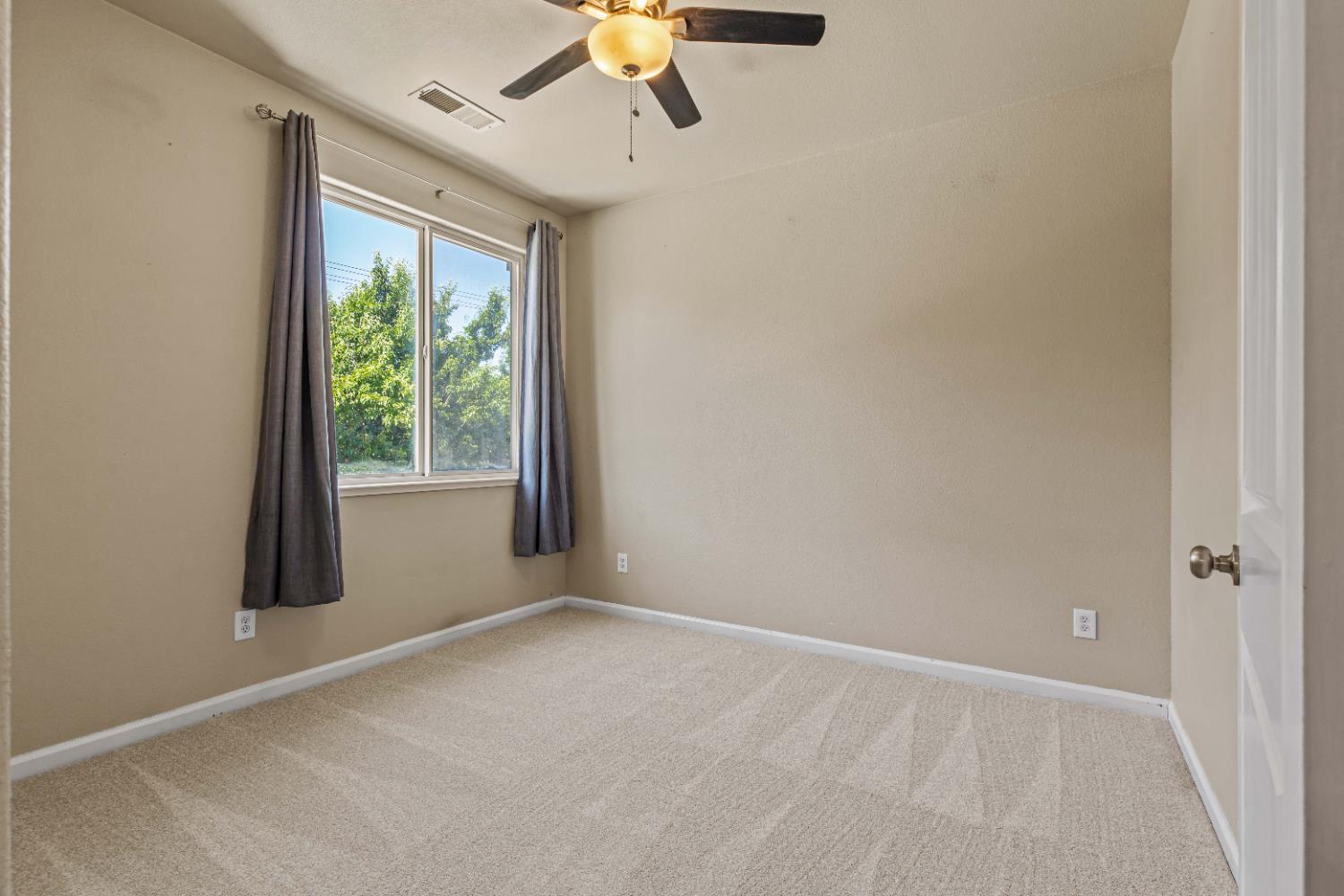 Detail Gallery Image 39 of 64 For 3913 Misty Ln, Modesto,  CA 95355 - 4 Beds | 3 Baths