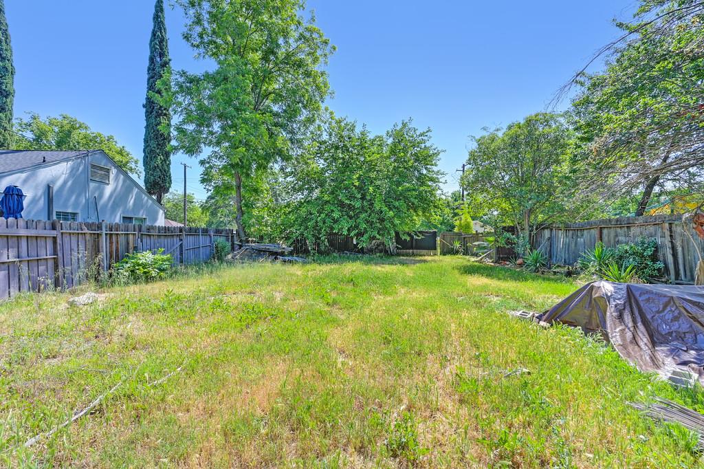 Detail Gallery Image 7 of 17 For 3121 Judah St, Sacramento,  CA 95815 - – Beds | – Baths