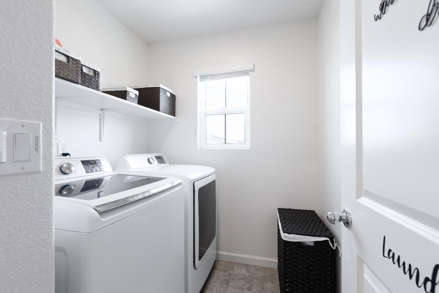 Detail Gallery Image 23 of 26 For 3825 S 3825 Arborhill Way Way, Sacramento,  CA 95834 - 3 Beds | 2/1 Baths